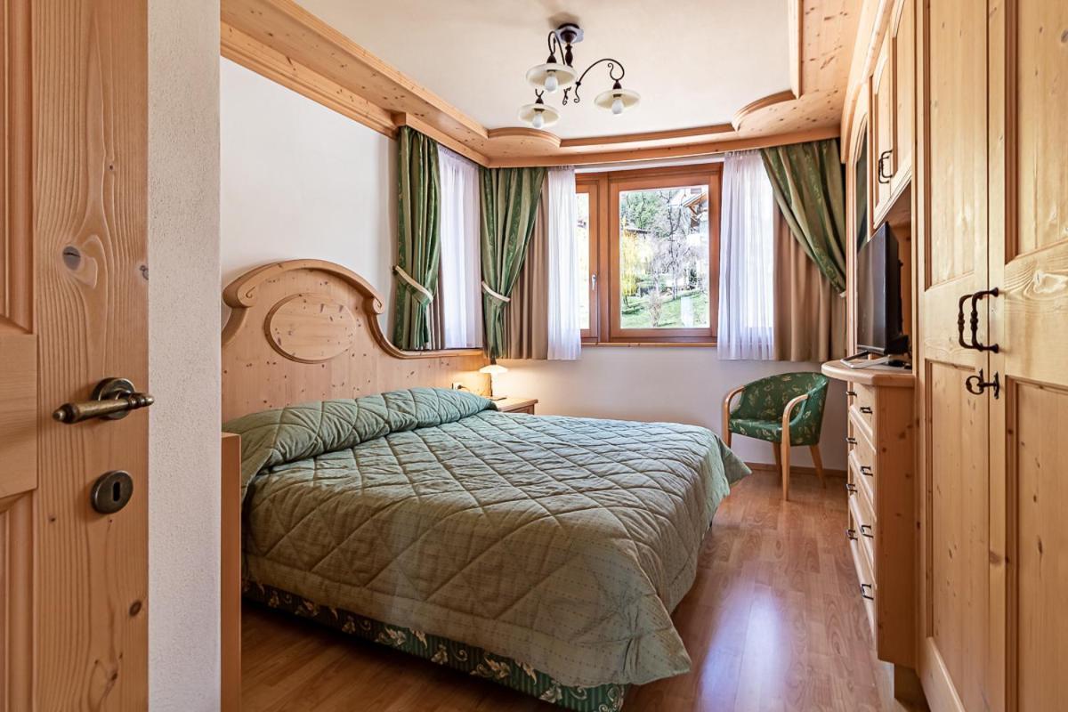 Hotel Arcobaleno Fai della Paganella Extérieur photo