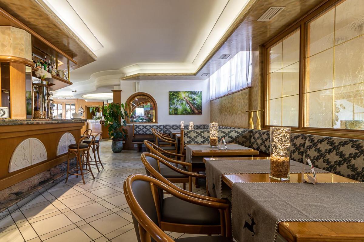 Hotel Arcobaleno Fai della Paganella Extérieur photo